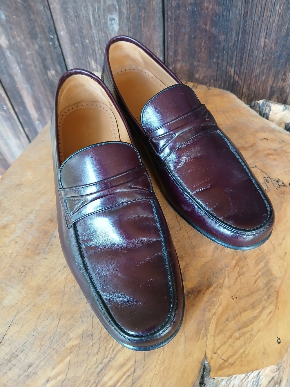 Magnanni Classic Penny Loafers in Burgundy
